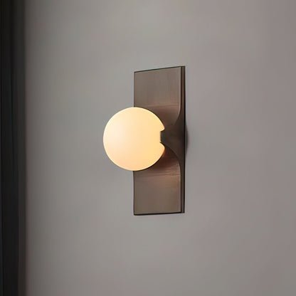 Geo Lumen Bar Alabaster Wall Sconce