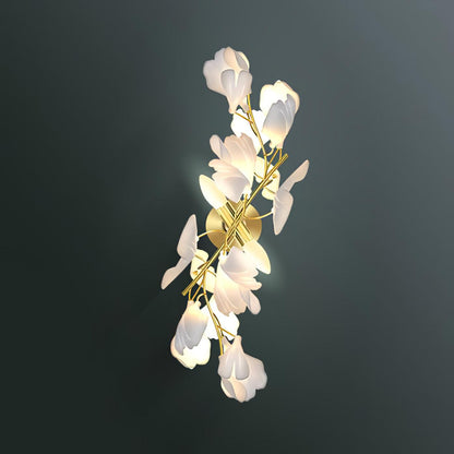 Gingko Flowers Plug-in Wall Lamp