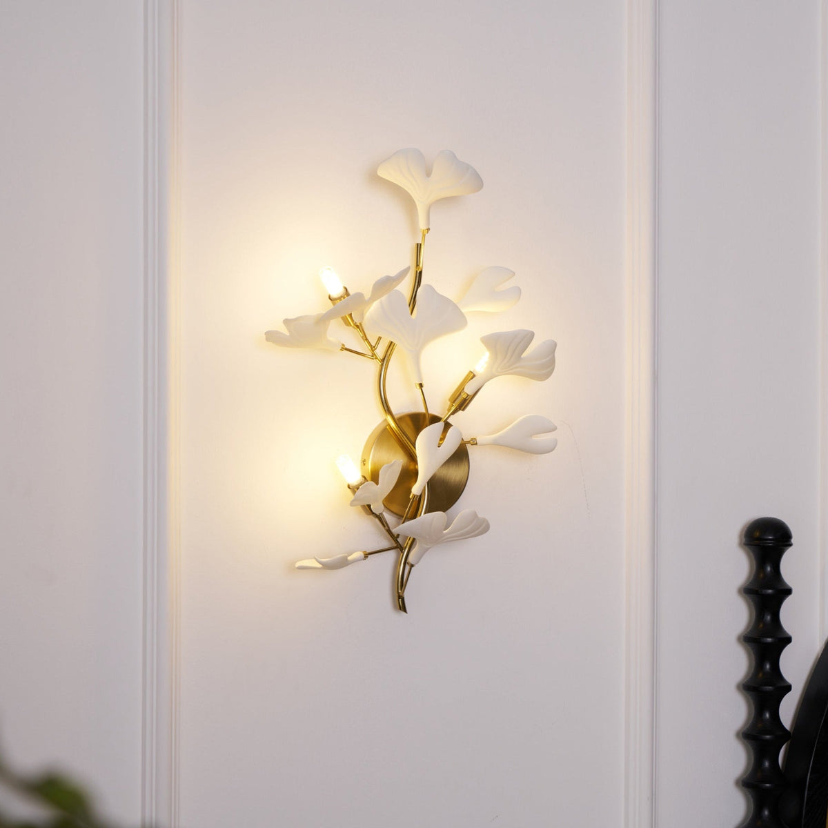 Gingko Wall Lamp