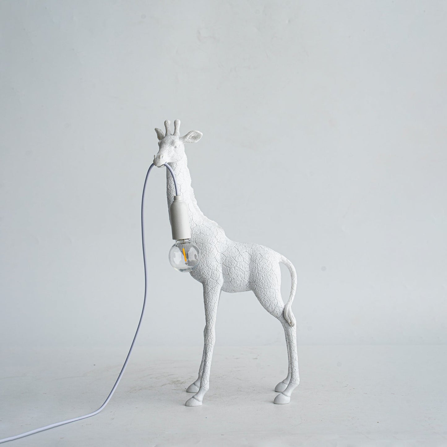 Giraffe Royale Sculpture Floor Lamp