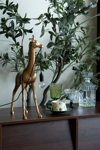 Giraffe Royale Sculpture Floor Lamp