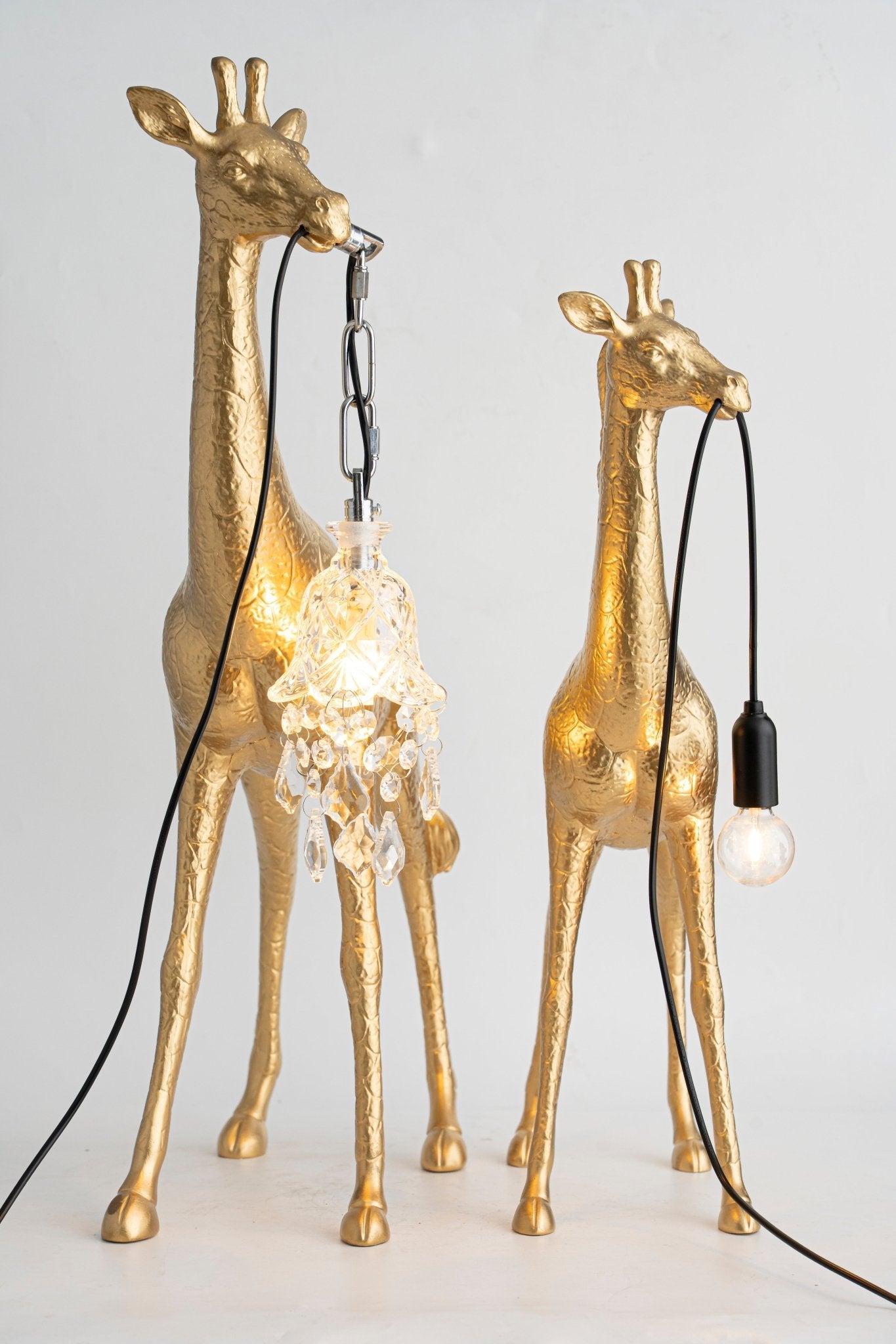 Giraffe Royale Sculpture Floor Lamp