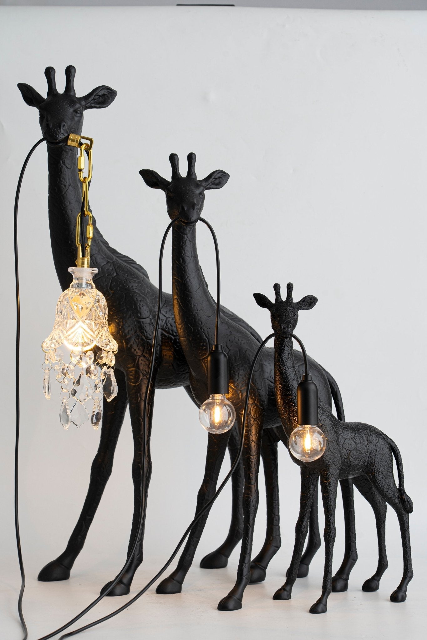 Giraffe Royale Sculpture Floor Lamp