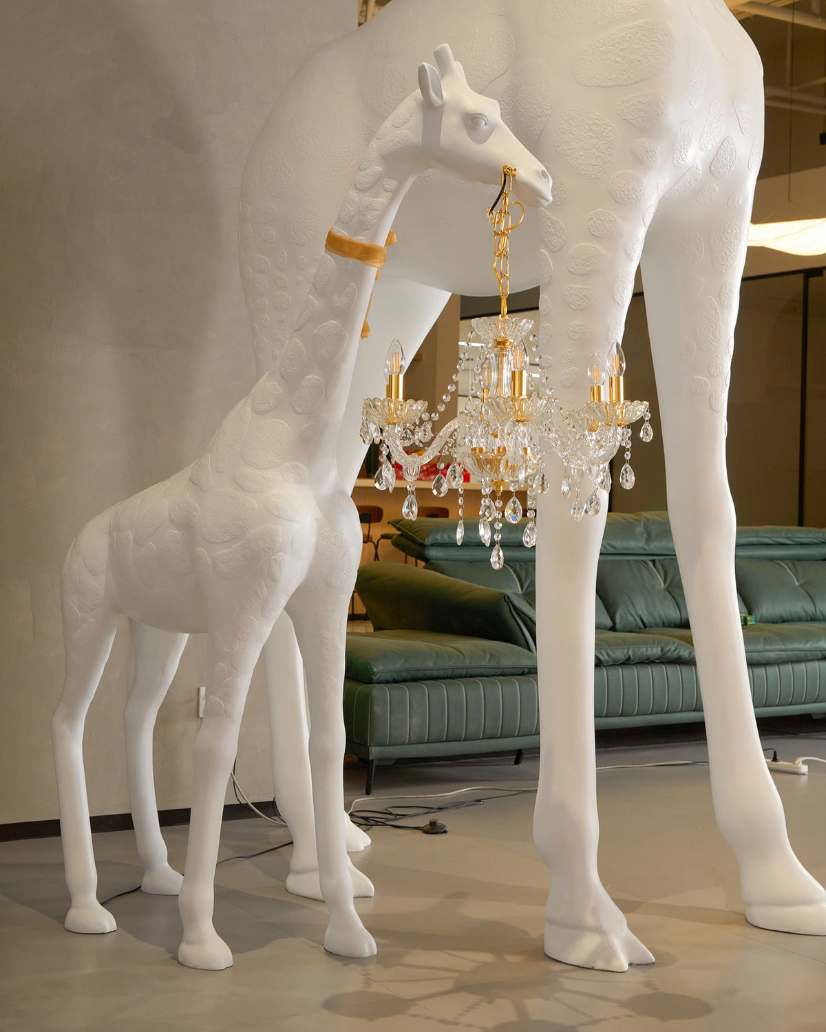Giraffe Sculpture Floor Lamp