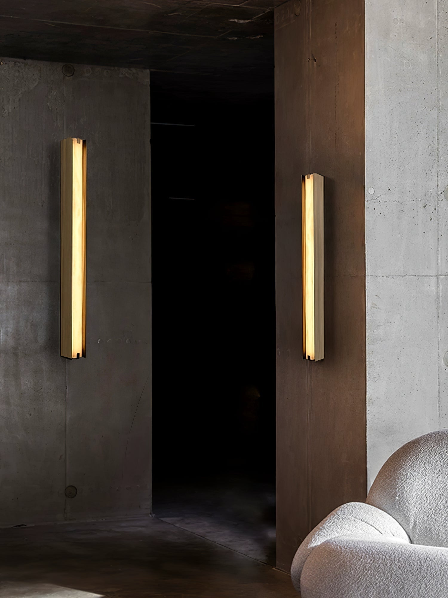 Isolde Alabaster Wall Sconce