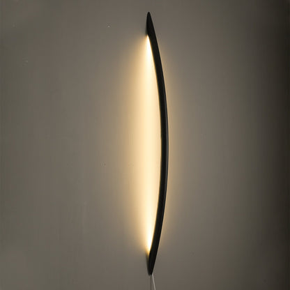 Linea Wood Wall Light