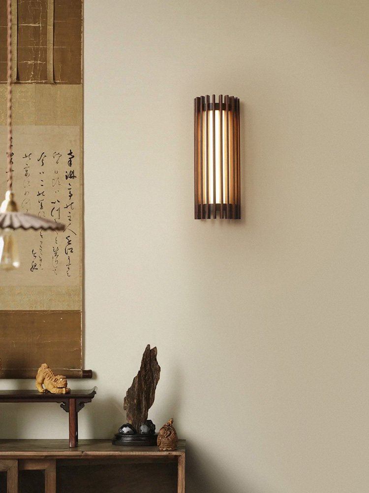 Luma Slat Wall Lamp