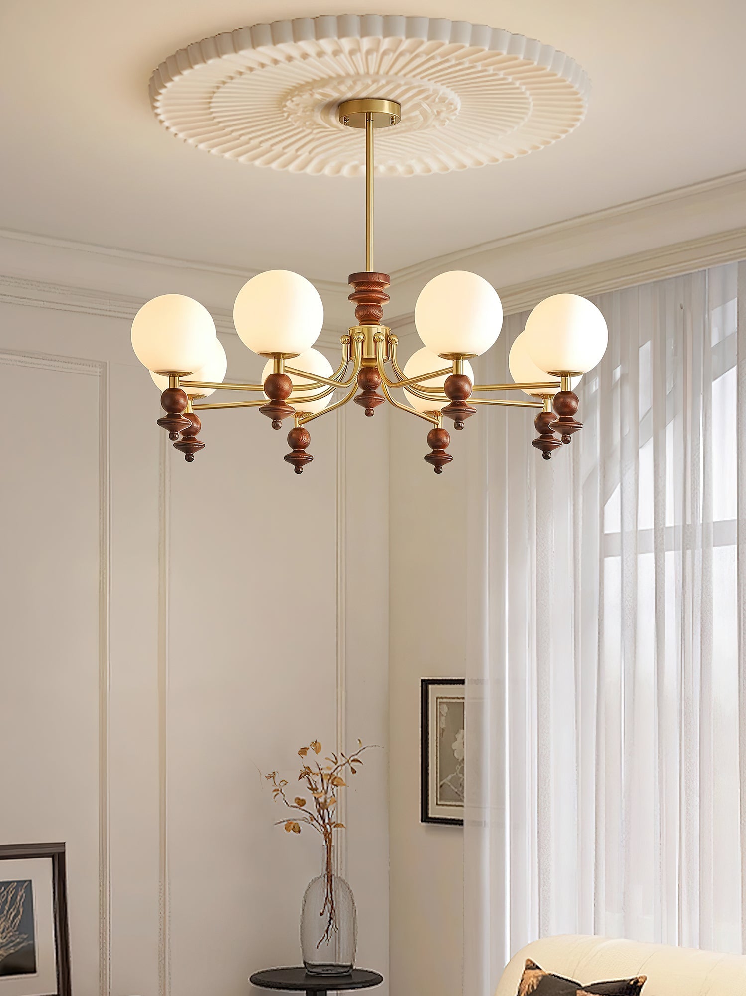 Lunaris Chandelier