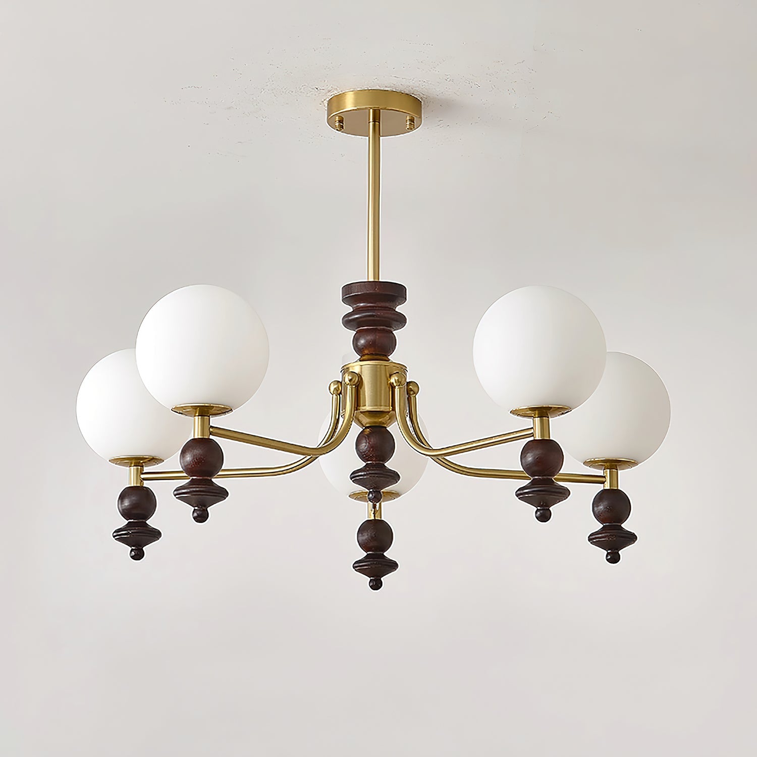 Lunaris Chandelier