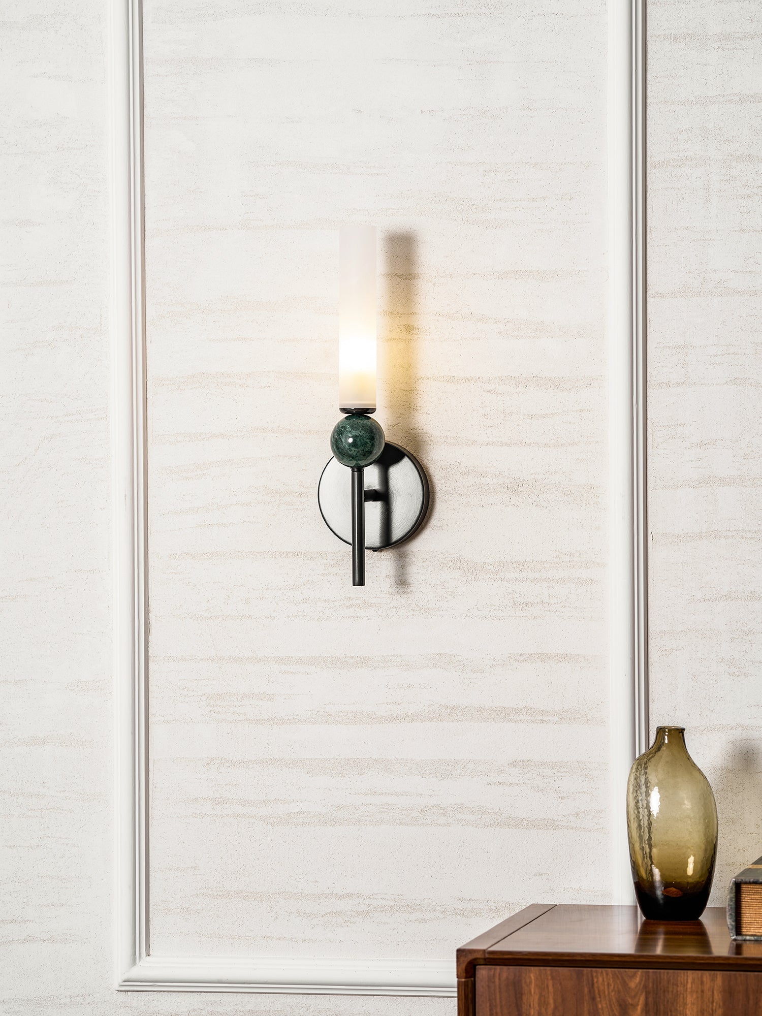 Marble Vertical Wall Lamp