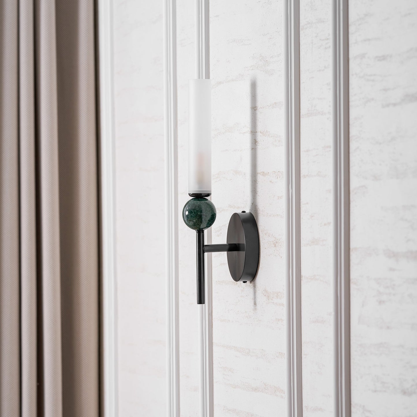 Marble Vertical Wall Lamp