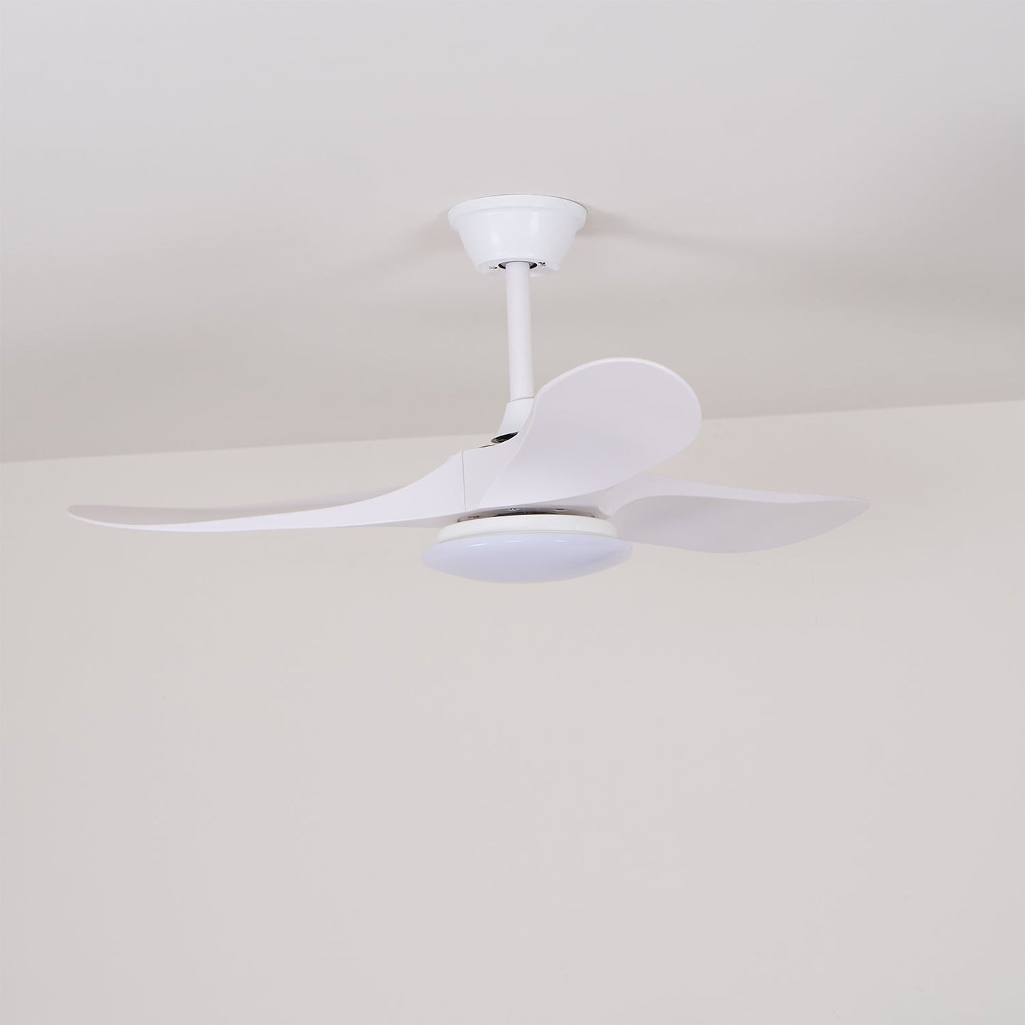 Maverick 42"/52" Ceiling Fan Light