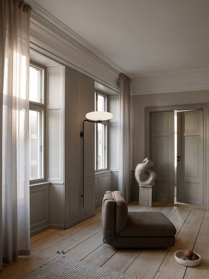 Arc Plug-in Wall Lamp