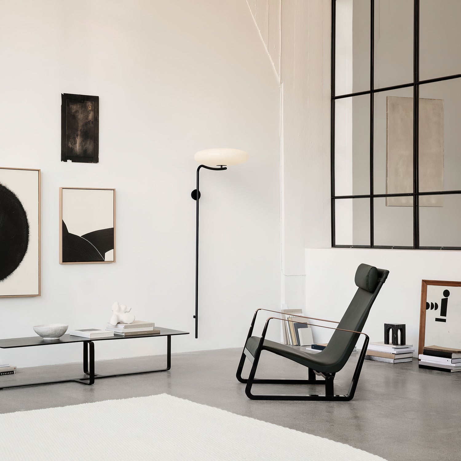 Arc Plug-in Wall Lamp