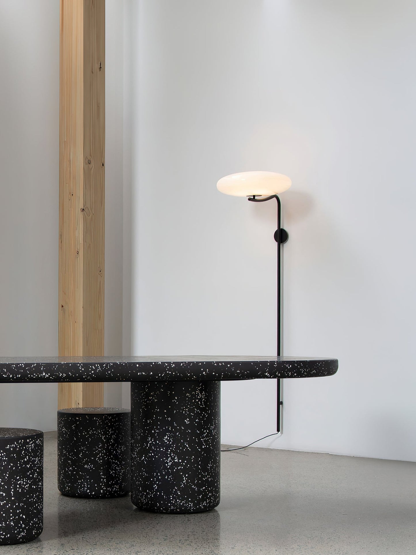 Arc Plug-in Wall Lamp