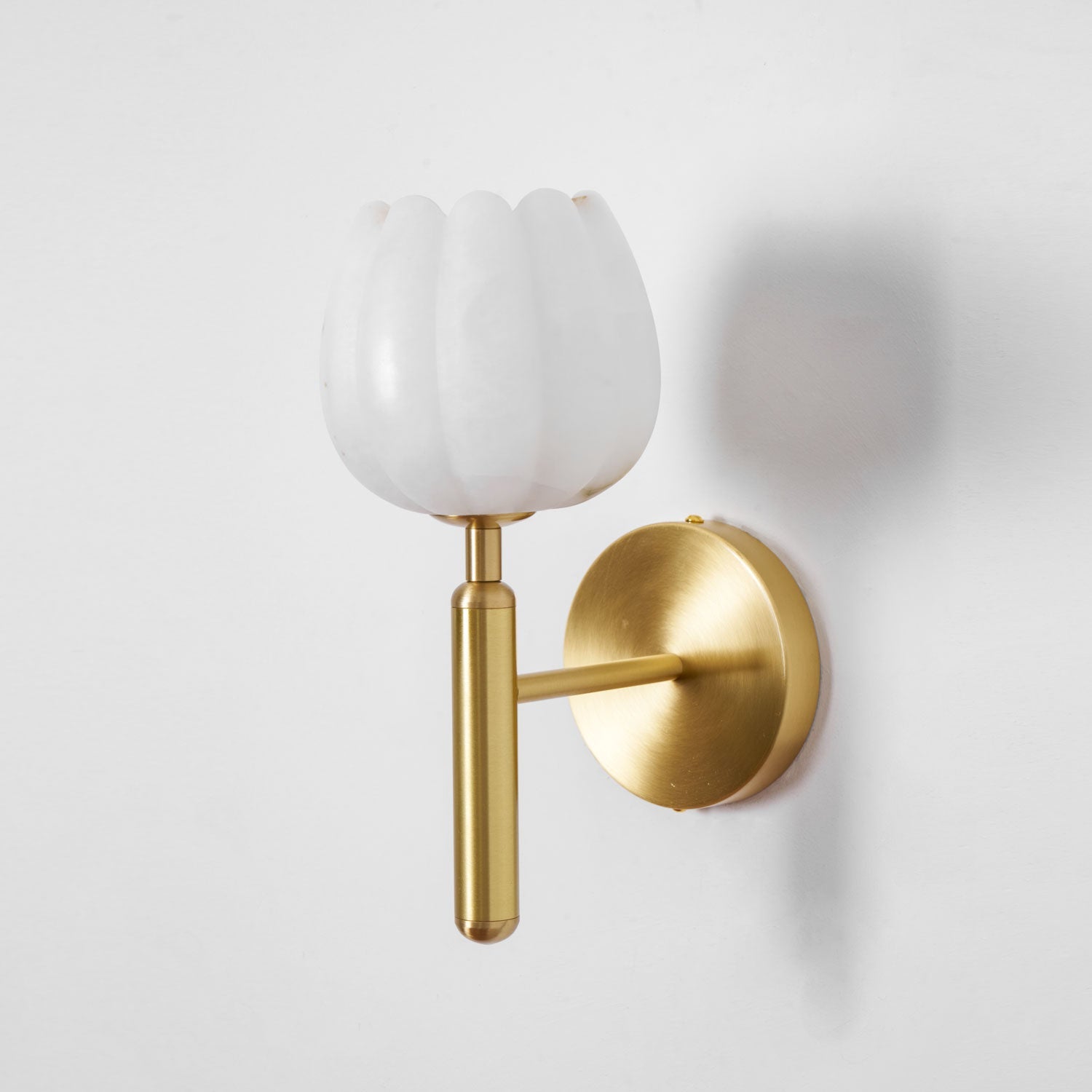 Mian Alabaster Wall Lamp