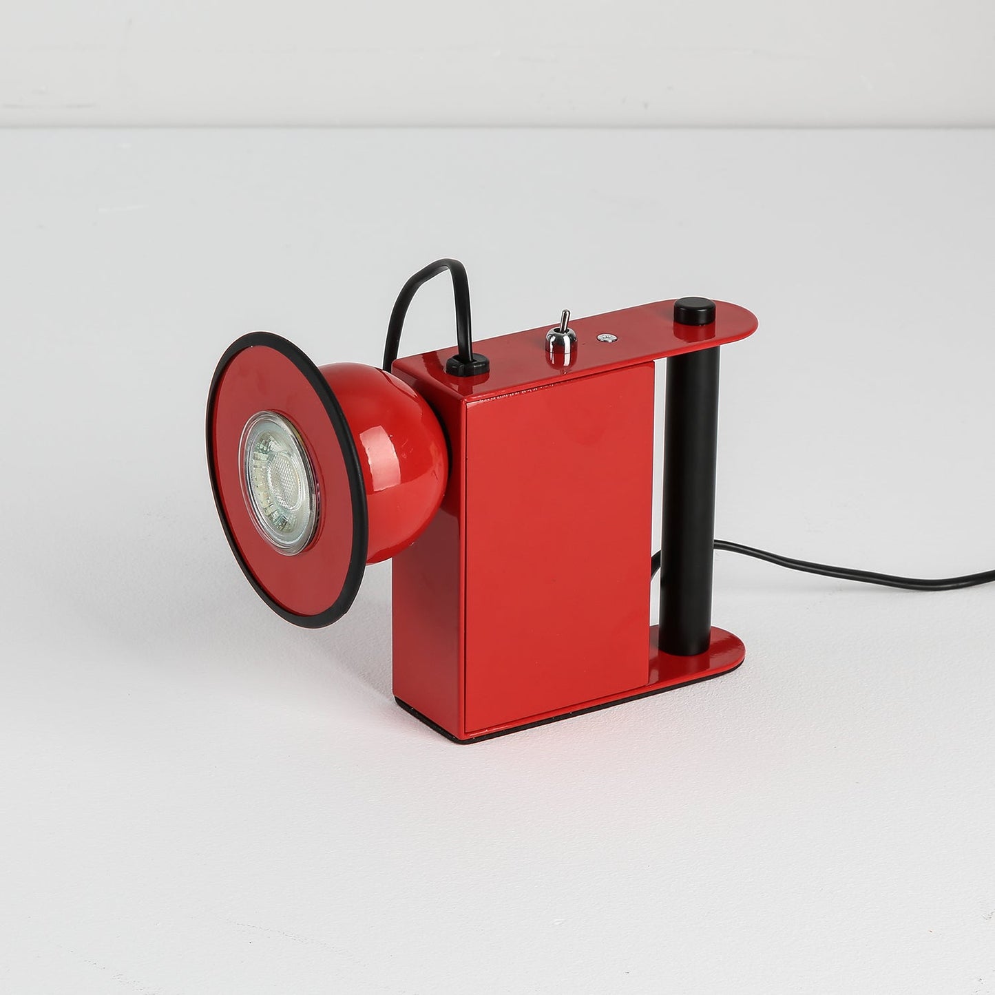 Roland Camera Table Light