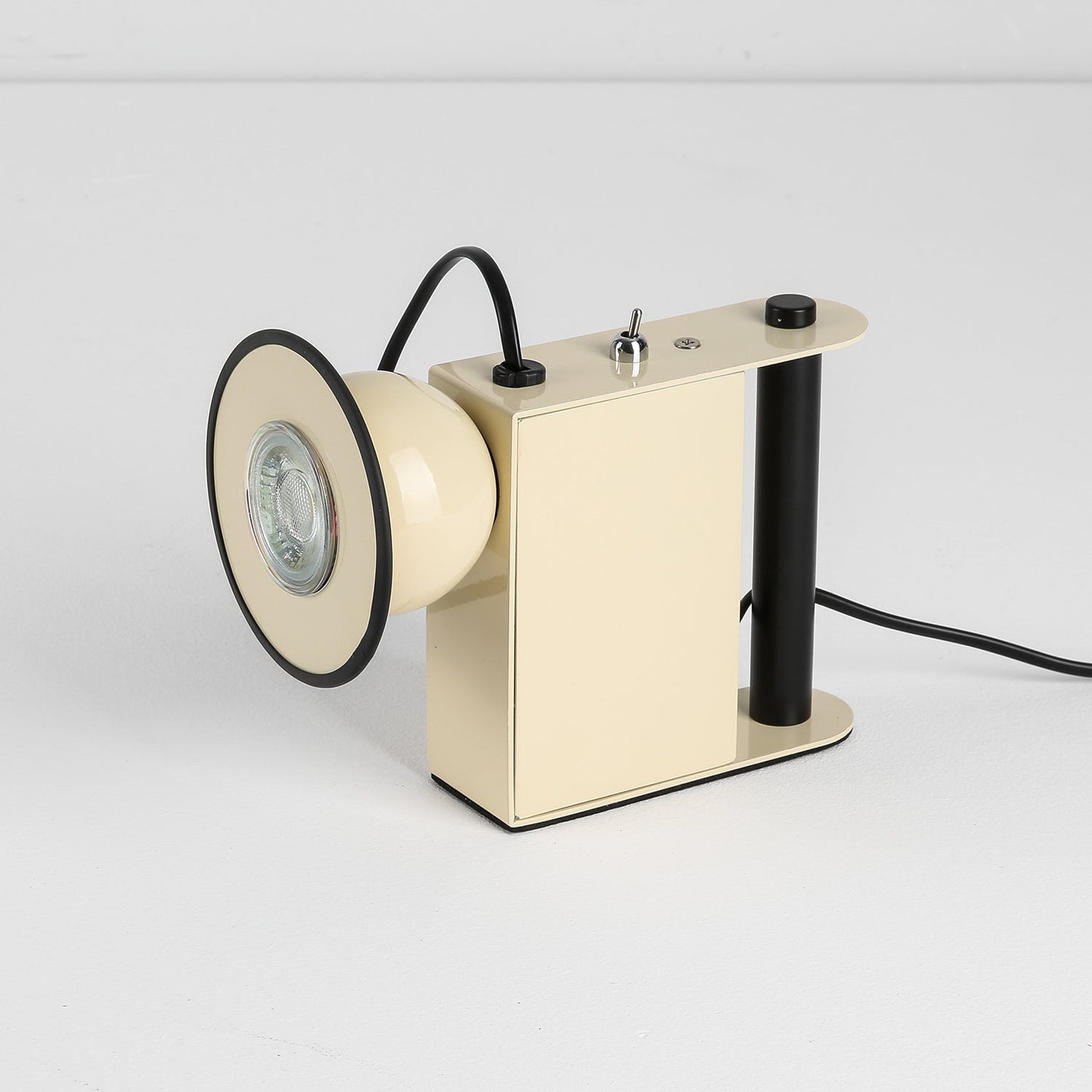 Roland Camera Table Light