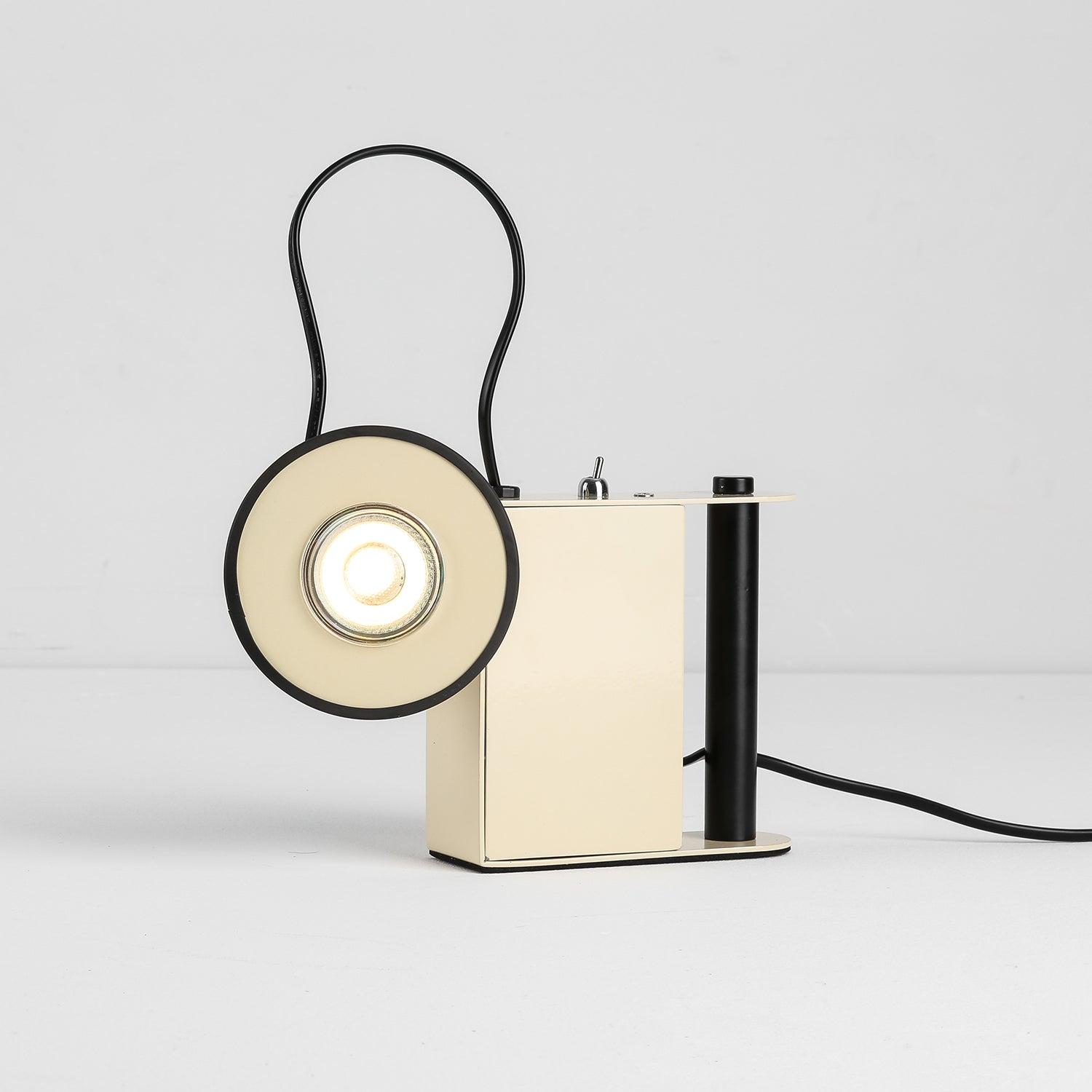 Roland Camera Table Light