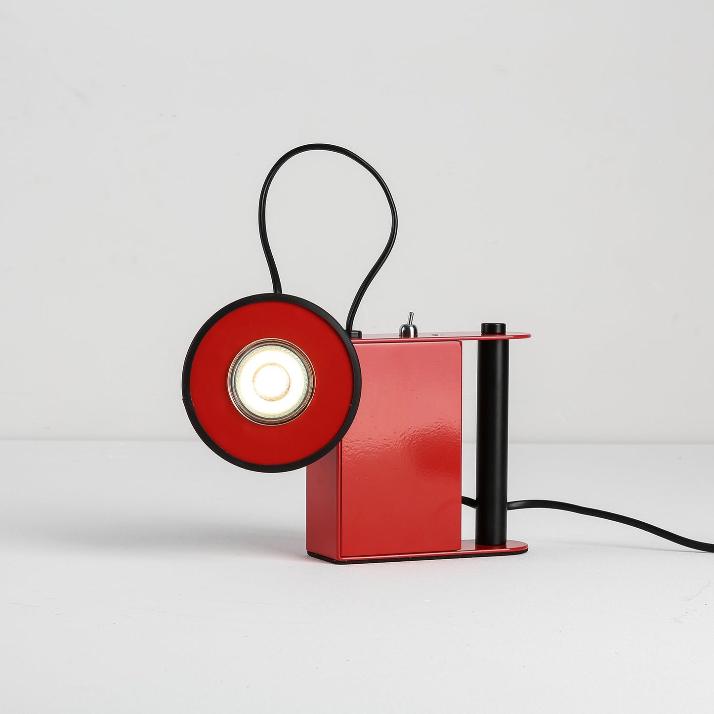 Roland Camera Table Light