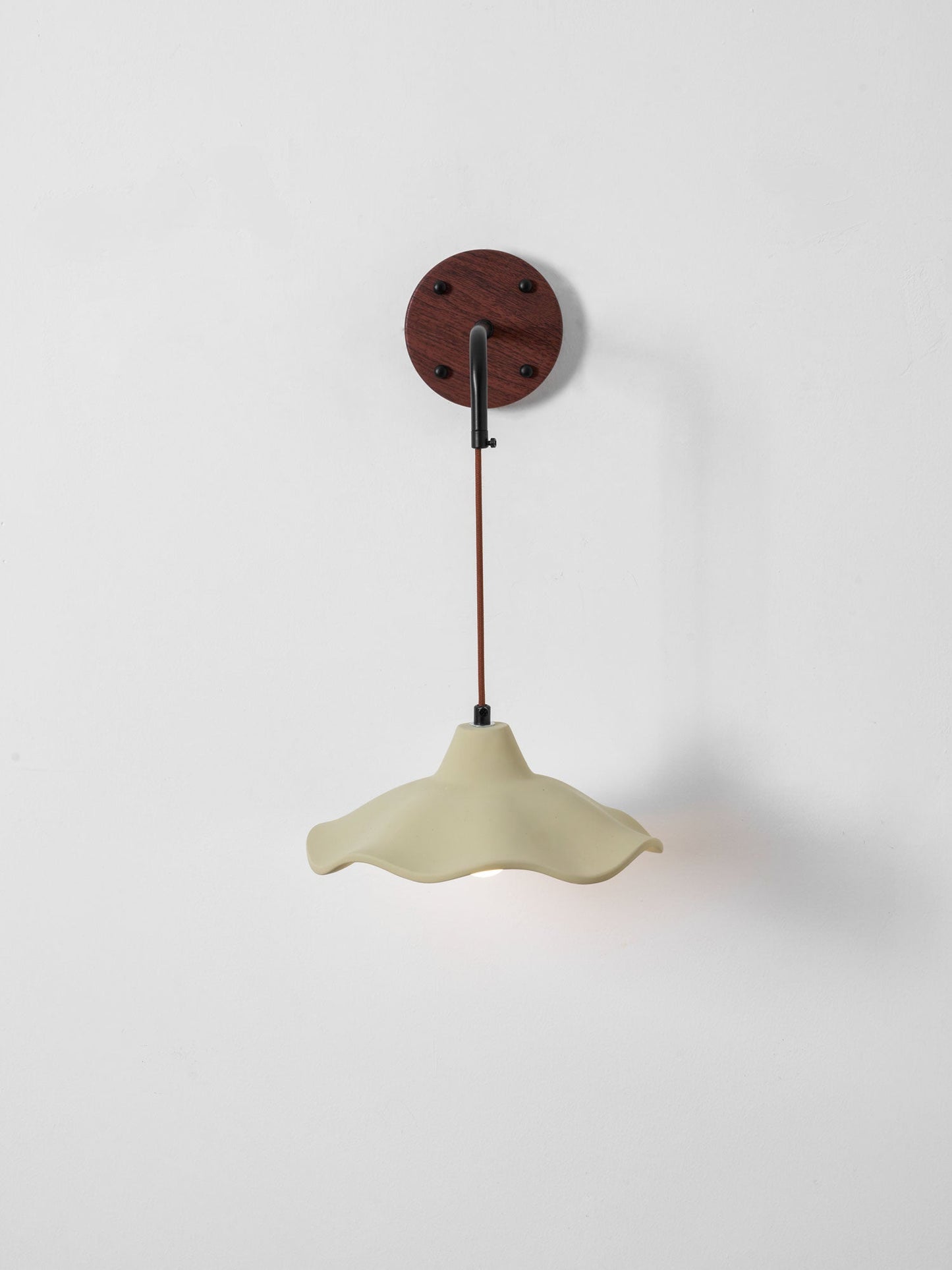 Mirella Sconce