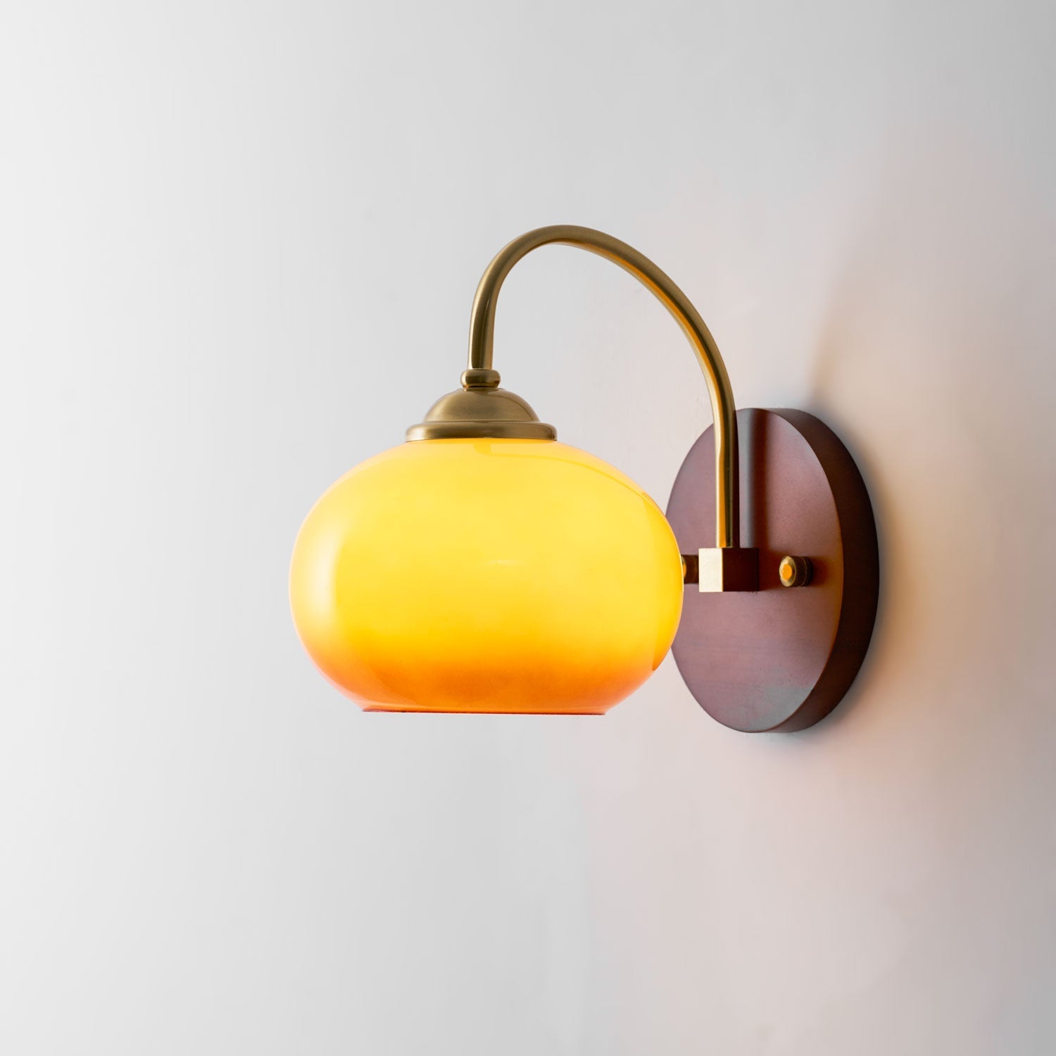 Nilo Wall Lamp
