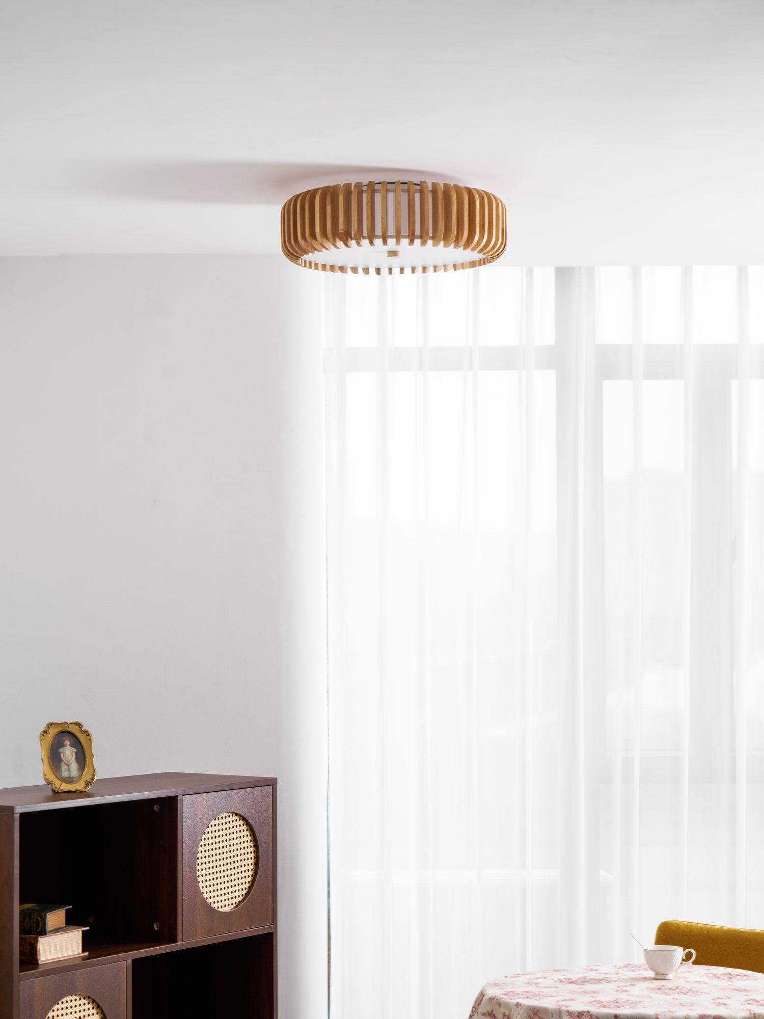 Oakflare Ceiling Lamp