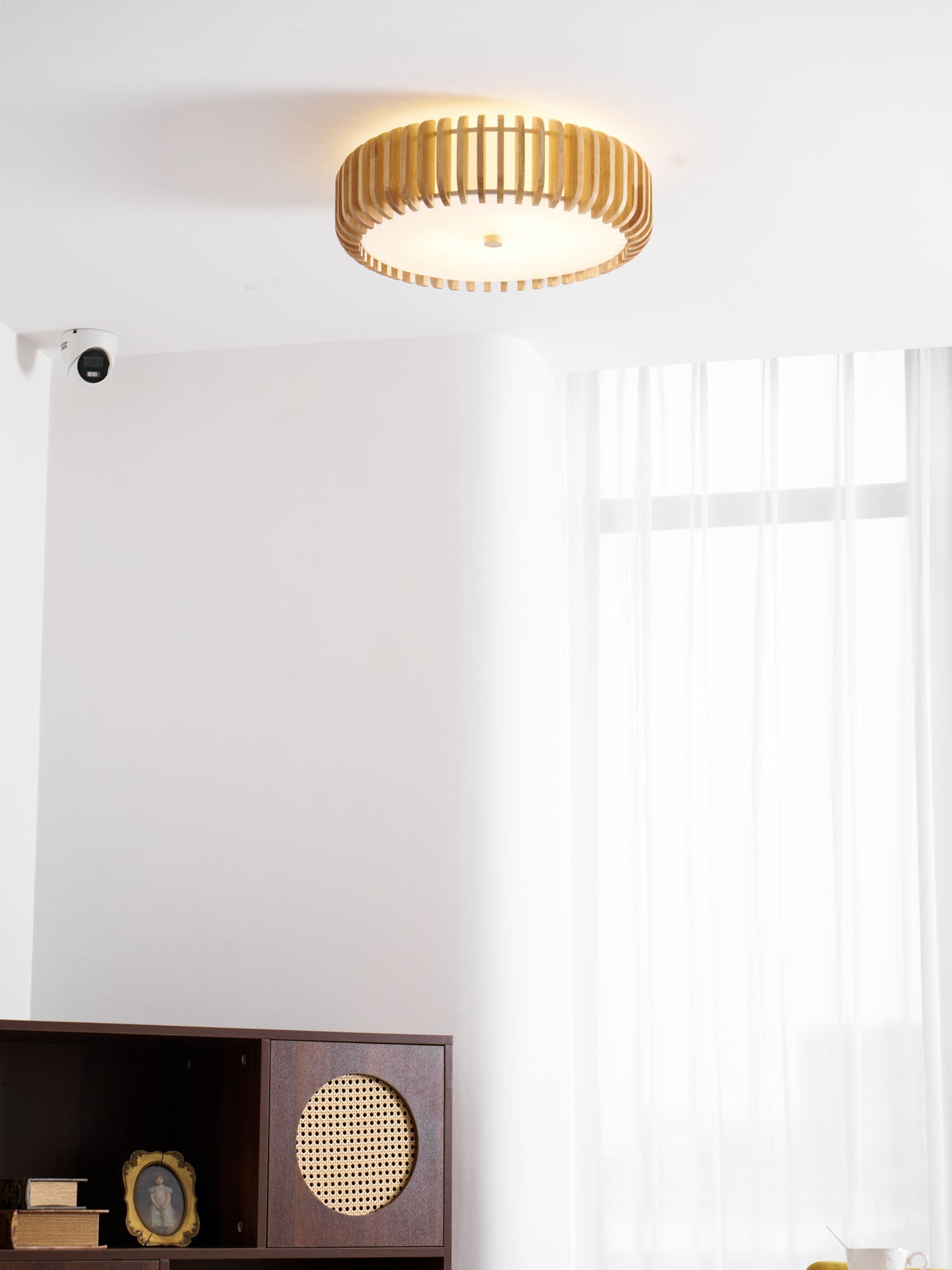 Oakflare Ceiling Lamp