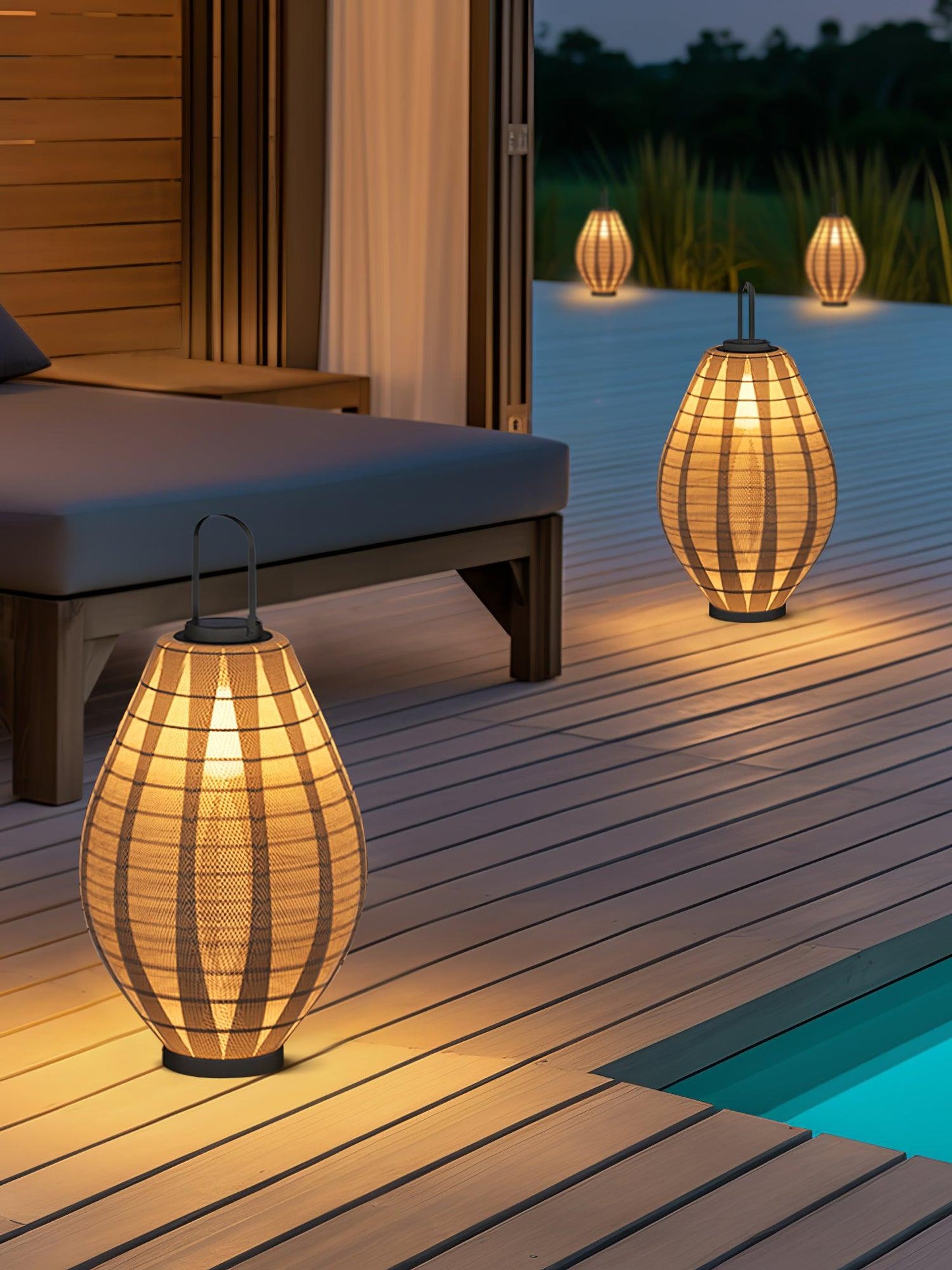 Oasis Mesh Beacon Outdoor Lamp