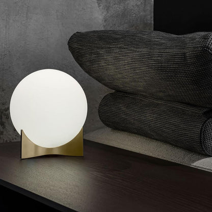 Oscar Table Lamp