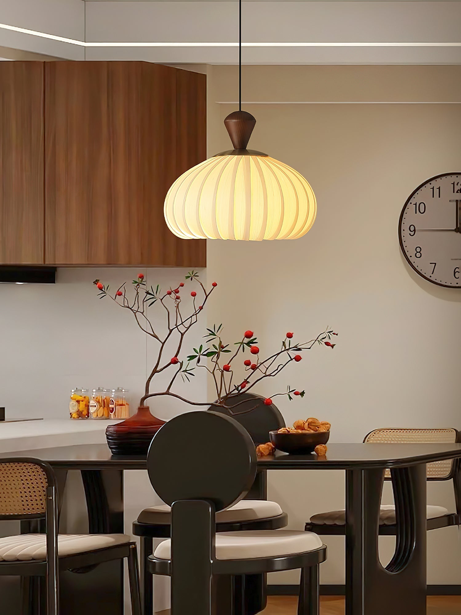 Ovola Pleated Pendant Light