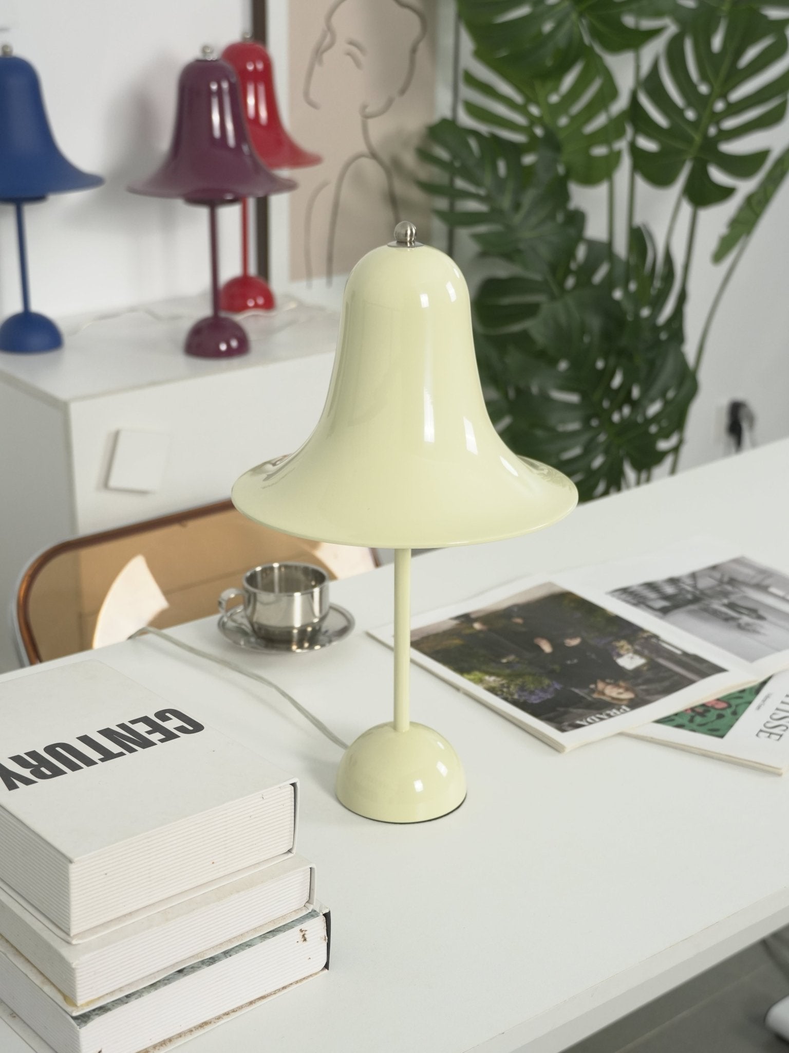 Pantop Bell Table Lamp