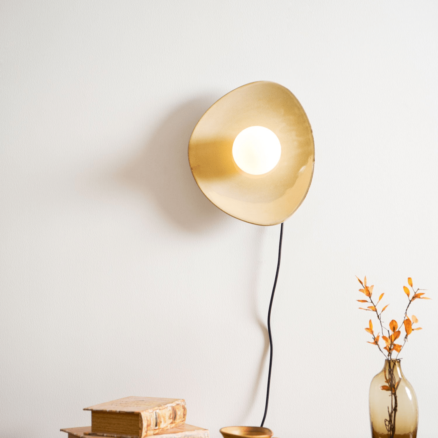 Pebble Disc Plug-in Wall Light