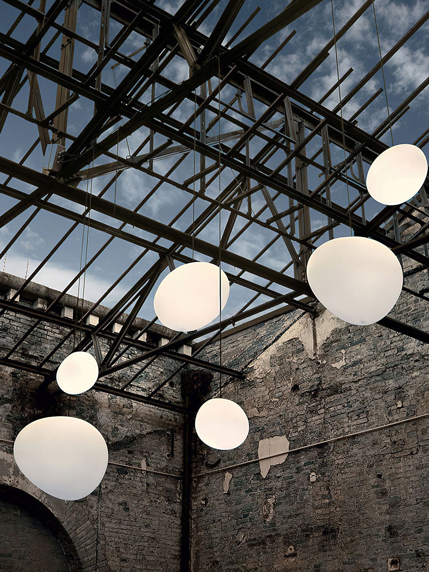 Pebble Glow Pendant Lamp