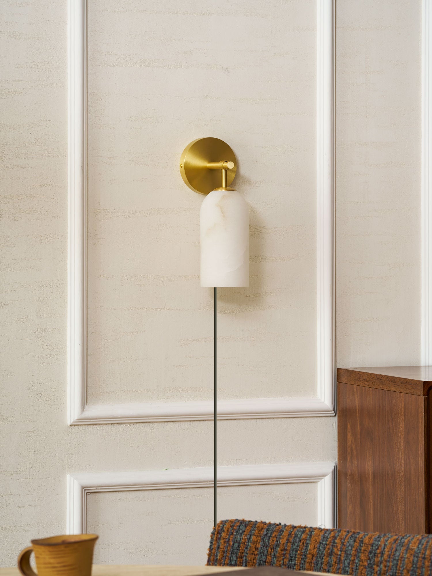 Pillar Alabaster Plug-in Wall Sconce