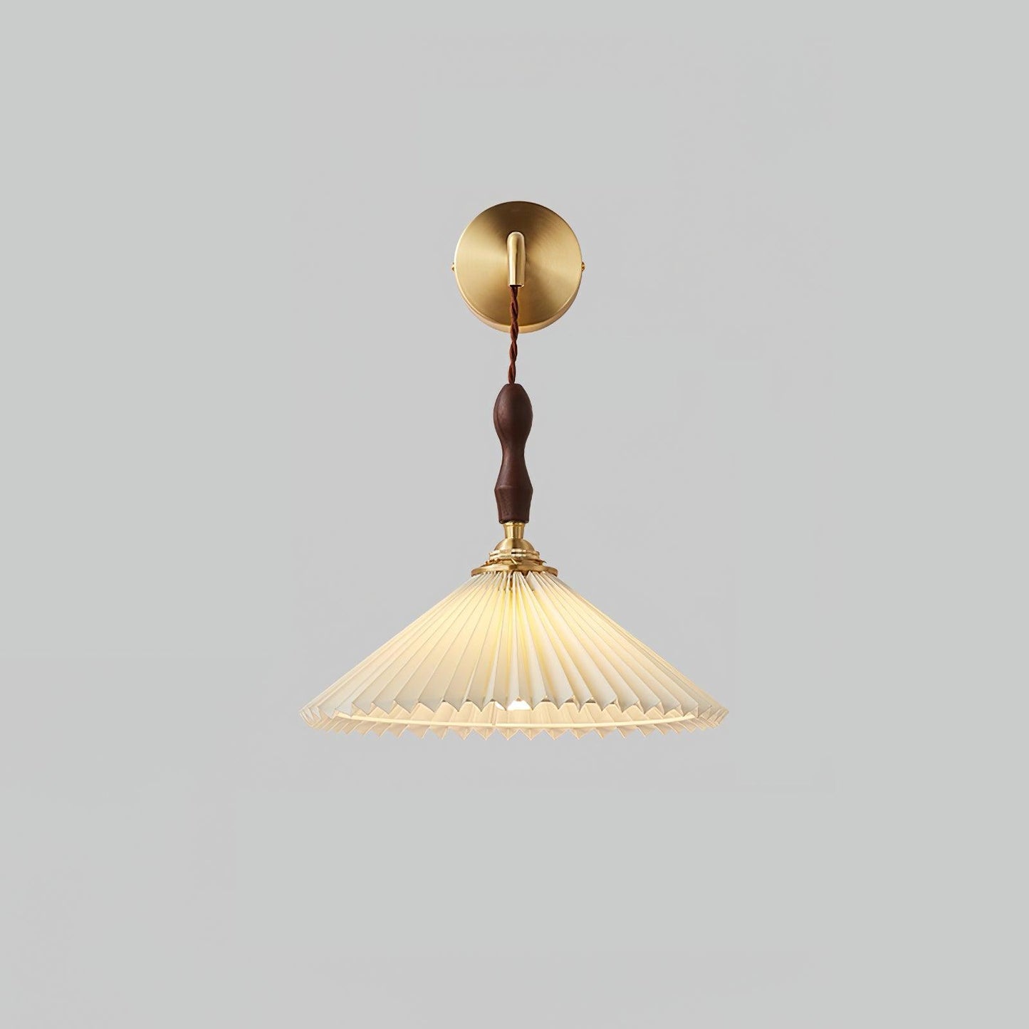 Pleated Wooden Wall Lamp