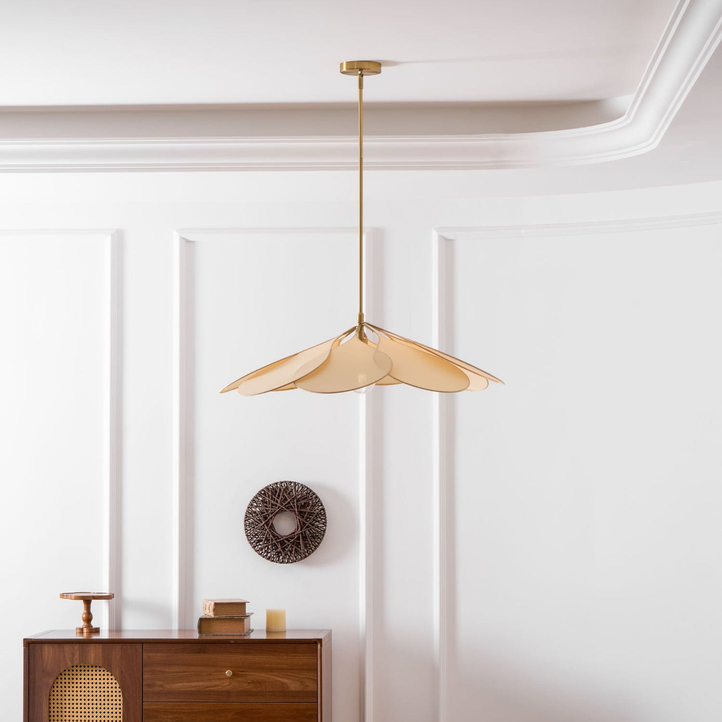 Precieuse Petals Pendant Lamp