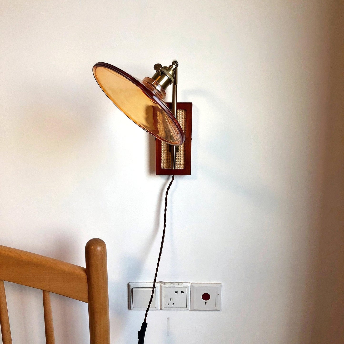 Rafi Wall Lamp