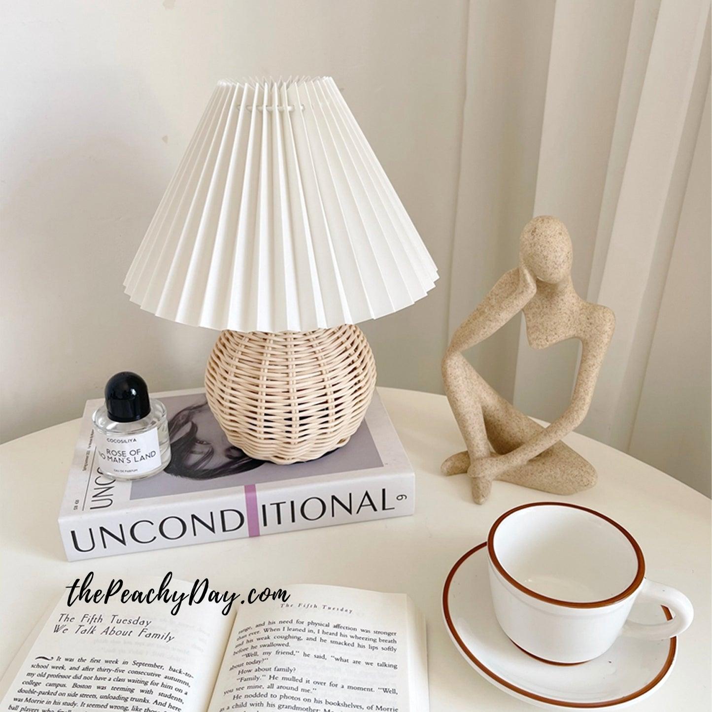 Rattan Pleated Table lamp