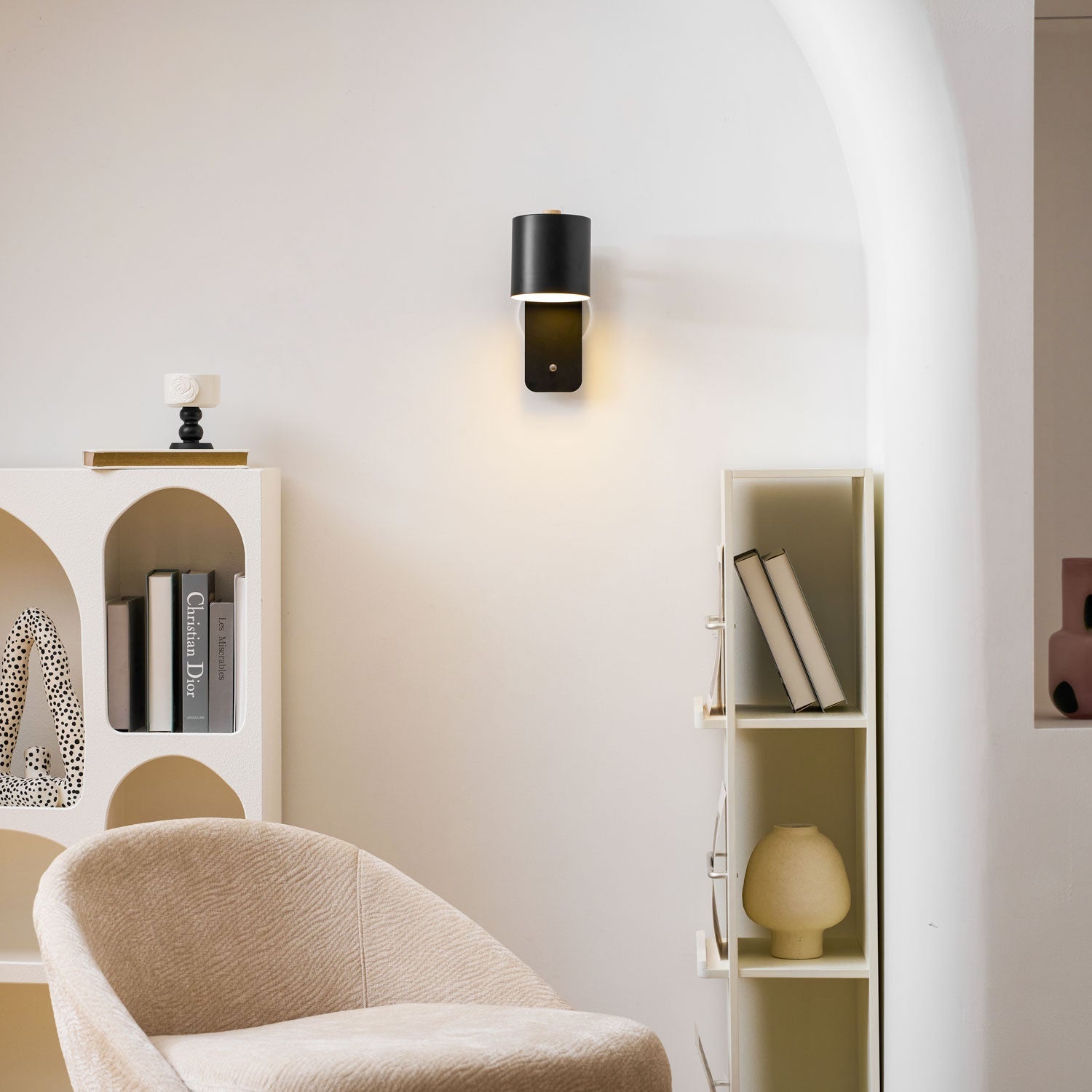 Rotatable Cylinder Rechargeable Wall Lamp