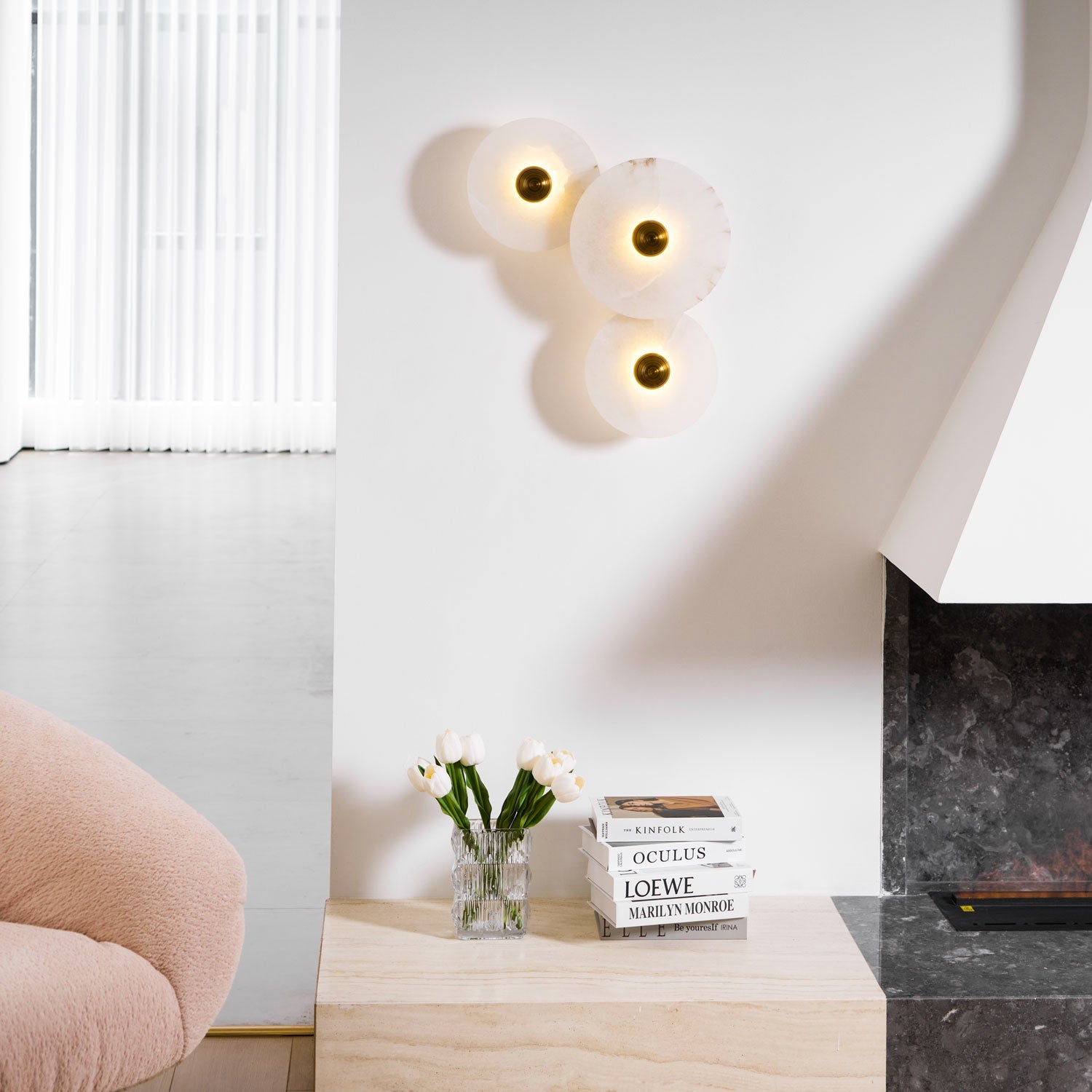 Nayra Alabaster Wall Lamp