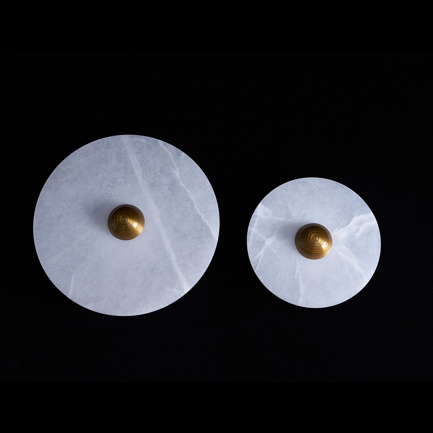 Nayra Alabaster Wall Lamp