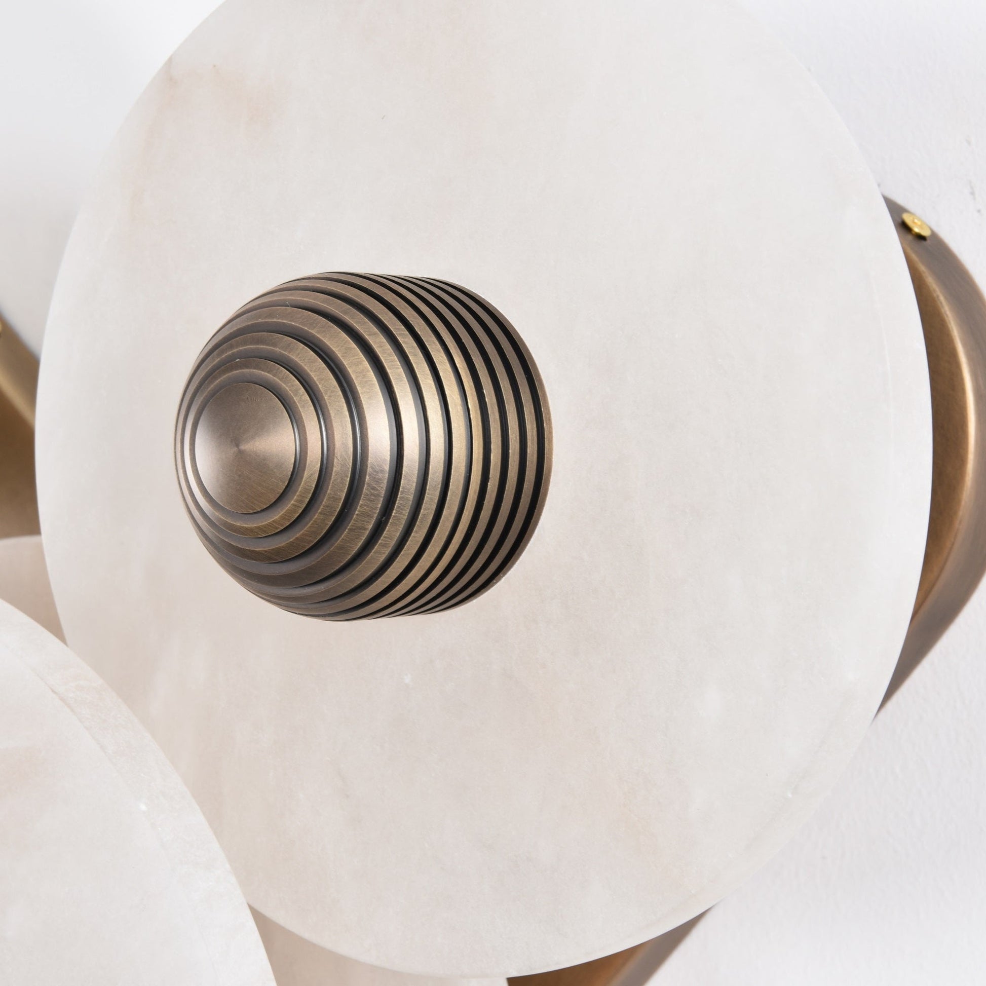 Nayra Alabaster Wall Lamp