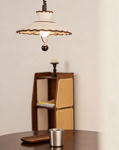Scalloped Edge Pendant Lamp