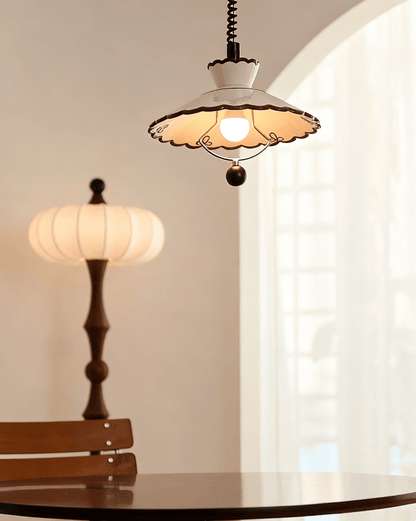 Scalloped Edge Pendant Lamp