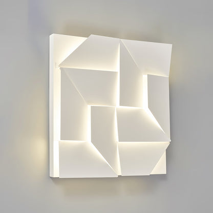 Shadows Grand Plug-in Sconce