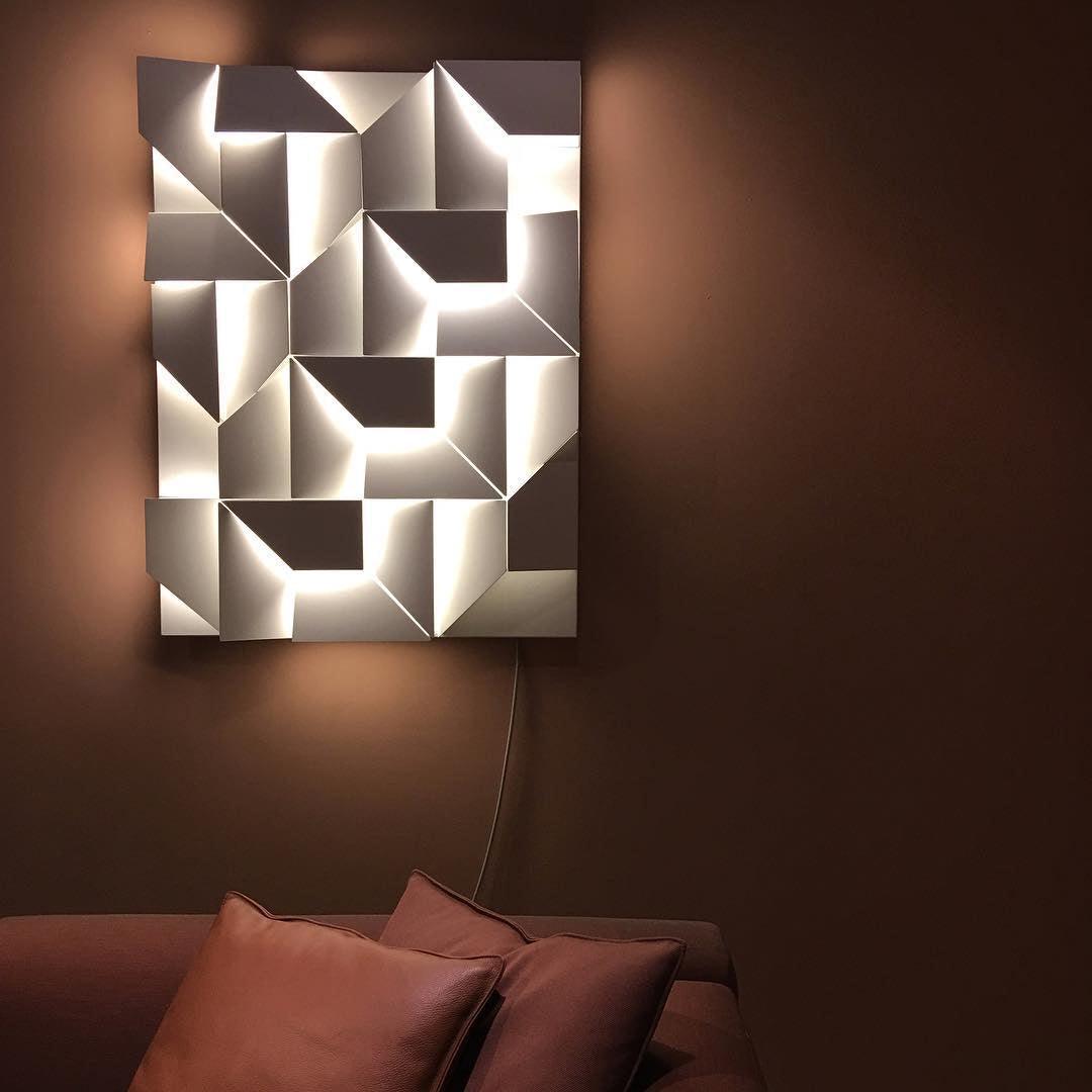 Shadows Grand Plug-in Sconce