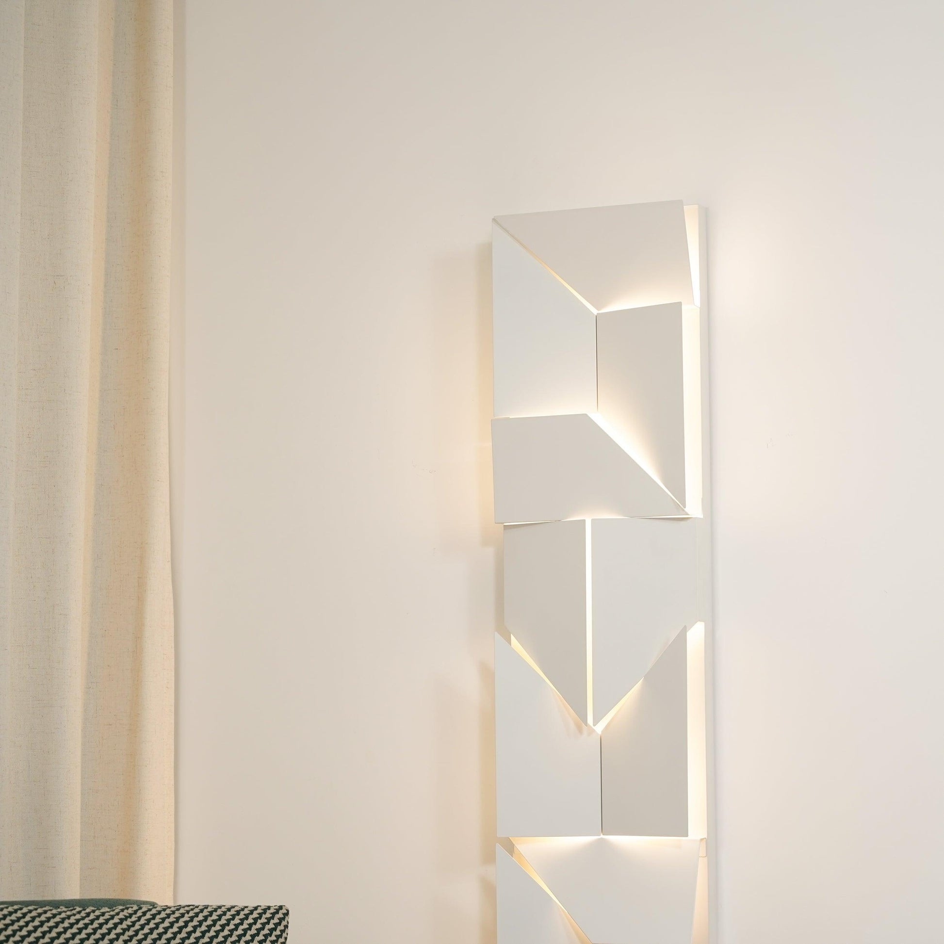 Shadows Grand Plug-in Sconce