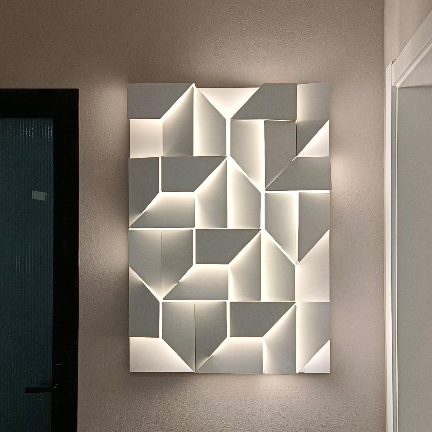 Shadows Rechargeable Grand Sconce