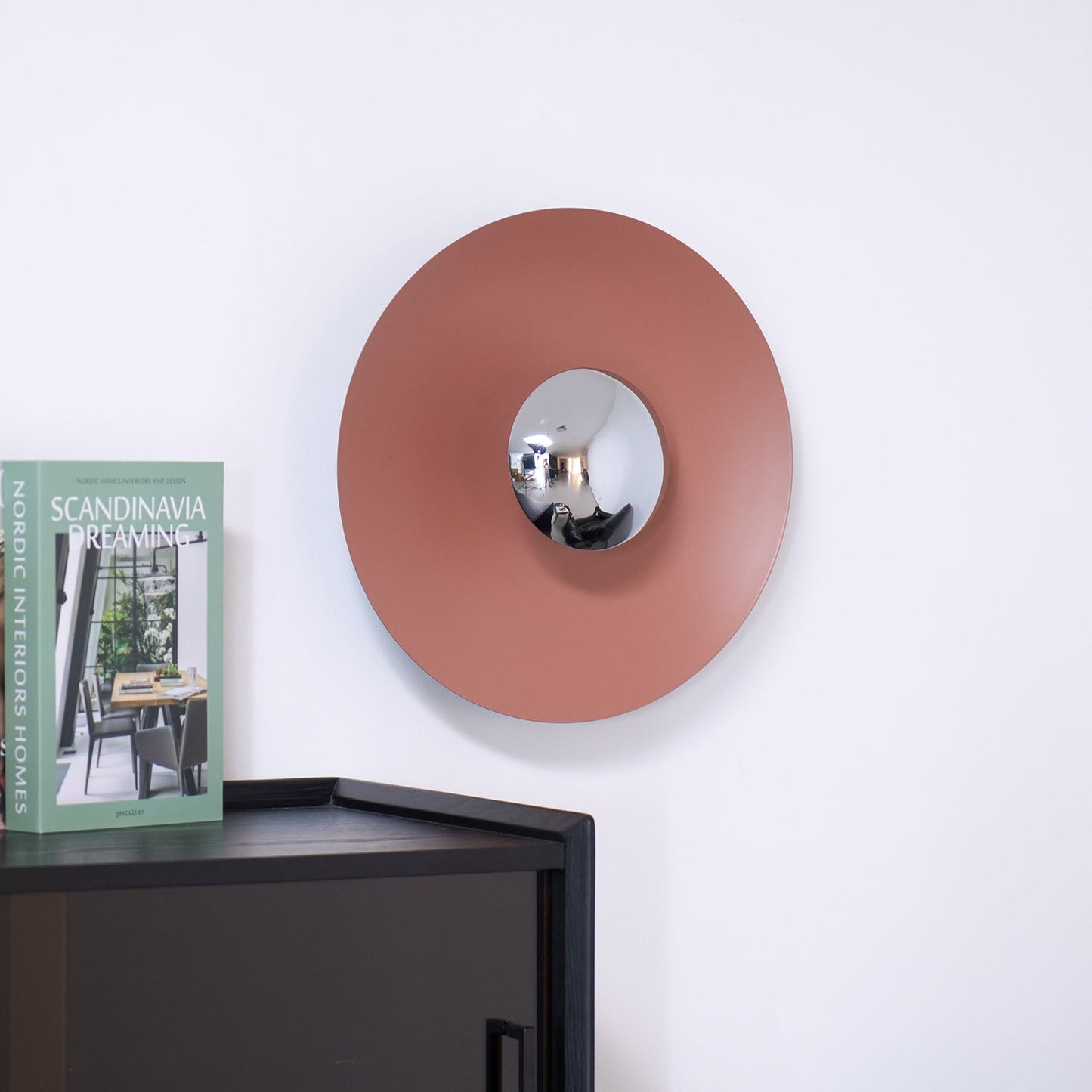 Simplicity Glow Plug-in Wall Light